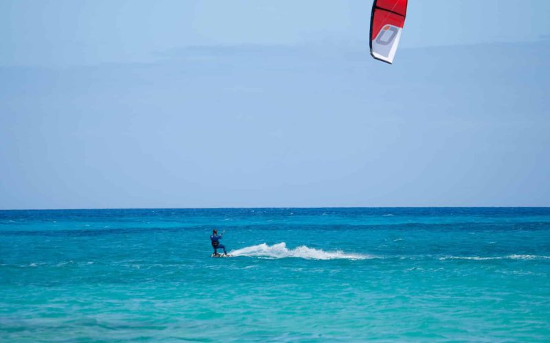 Kitesurfing Flagbeach